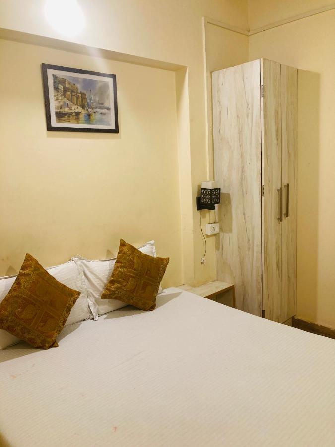 Yogi Soul Hotel พาราณสี ภายนอก รูปภาพ
